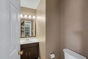 401 Crestview Dr, Monticello, IL 61856 - Photo 15
