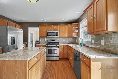401 Crest View Drive, Monticello, IL 61856 - Photo 11