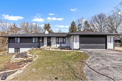 7010 Prairie Hill Road, South Beloit, IL 61080 - Photo 1