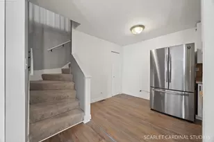 291 Park Ridge Ln, Aurora, IL 60504 - Photo 11