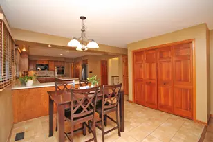 4 Shenandoah Ln, Hawthorn Woods, IL 60047 - Photo 17