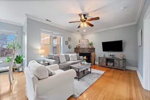 3135 W Palmer Square, Chicago, IL 60647 - Photo 5