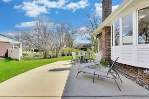 3108 Mary Kay Ln, Glenview, IL 60026 - Photo 39