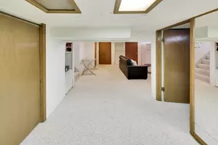 3108 Mary Kay Ln, Glenview, IL 60026 - Photo 35