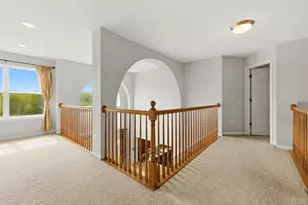 2915 Kelly Dr, Elgin, IL 60124 - Photo 17