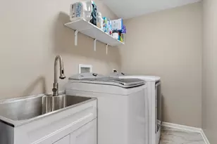 724 N Misty Ridge Dr N, Romeoville, IL 60446 - Photo 17