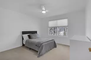 377 Locksley Dr, Streamwood, IL 60107 - Photo 17