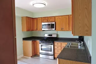 7425 Nantucket Cove, Hanover Park, IL 60133 - Photo 11