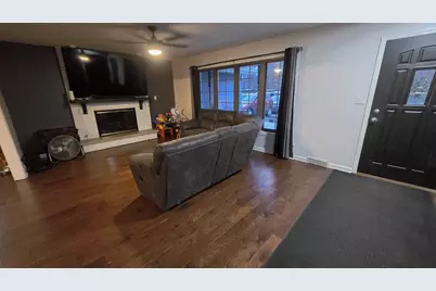 2900 E Spruce Drive, Crete, IL 60417 - Photo 3