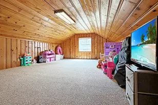510 W Dewey St, Freeport, IL 61032 - Photo 25