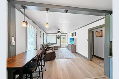 510 W Dewey Street, Freeport, IL 61032 - Photo 3