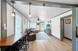 510 W Dewey St, Freeport, IL 61032 - Photo 3