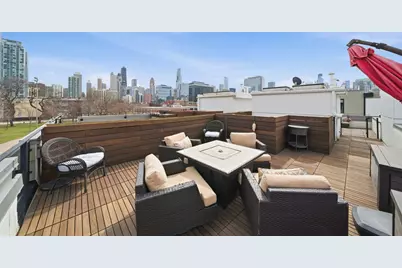 437 W Hobbie Street, Chicago, IL 60610 - Photo 29