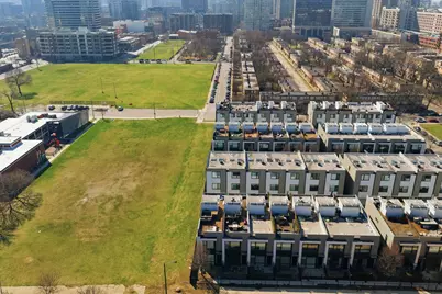 437 W Hobbie Street, Chicago, IL 60610 - Photo 35