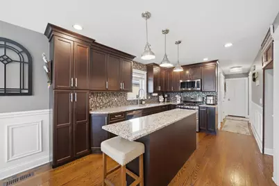 11648 S Avenue J, Chicago, IL 60617 - Photo 11