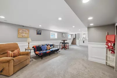 11648 S Avenue J, Chicago, IL 60617 - Photo 29