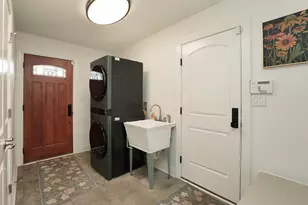 890 Mountain Dr, Deerfield, IL 60015 - Photo 19