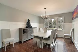 890 Mountain Dr, Deerfield, IL 60015 - Photo 3