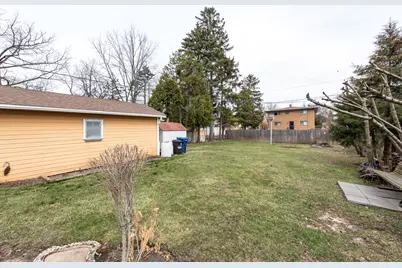 905 Glenwood Avenue, Waukegan, IL 60085 - Photo 25