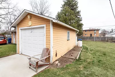 905 Glenwood Avenue, Waukegan, IL 60085 - Photo 23