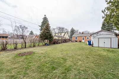 905 Glenwood Avenue, Waukegan, IL 60085 - Photo 27