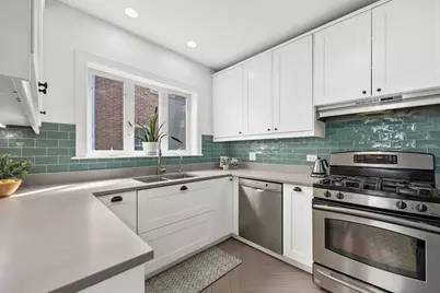 514 Uvedale Road, Riverside, IL 60546 - Photo 13