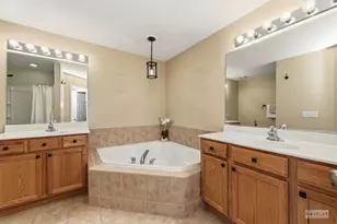 1064 Hampton Ln, Yorkville, IL 60560 - Photo 27