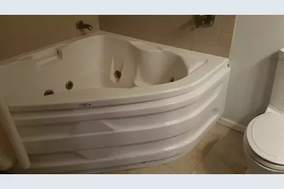 [Address not provided], Wheaton, IL 60187 - Photo 17