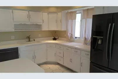 [Address not provided], Wheaton, IL 60187 - Photo 13