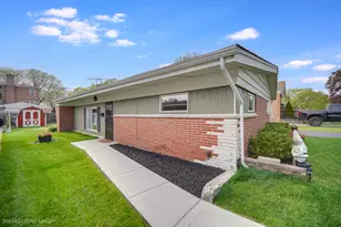 [Address not provided], Evergreen Park, IL 60805 - Photo 3