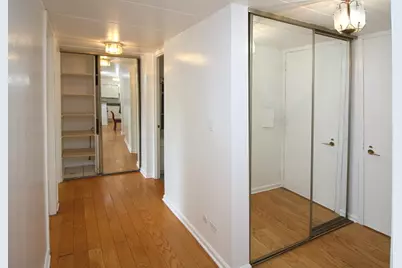 16 E Old Willow Road #405s, Prospect Heights, IL 60070 - Photo 9