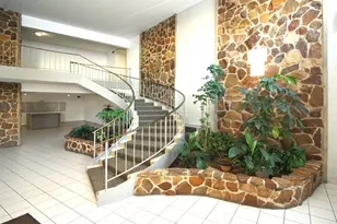 16 E Old Willow Rd, Prospect Heights, IL 60070 - Photo 5