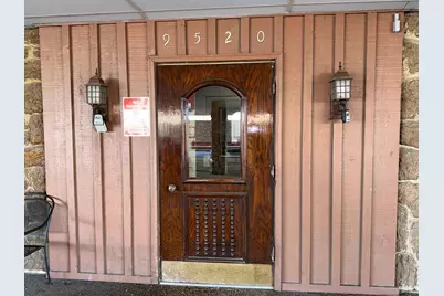 9520 Mayfield Avenue #212, Oak Lawn, IL 60453 - Photo 3