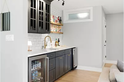 334 E Huntington Lane, Elmhurst, IL 60126 - Photo 11