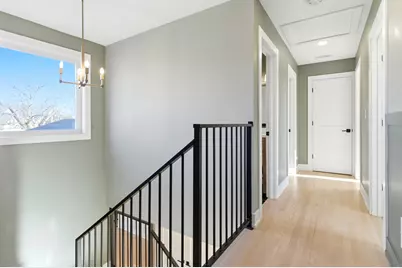 334 E Huntington Lane, Elmhurst, IL 60126 - Photo 13