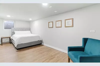 334 E Huntington Lane, Elmhurst, IL 60126 - Photo 25