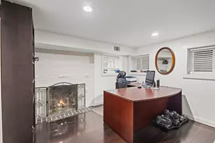 5226 W Eddy St, Chicago, IL 60641 - Photo 33