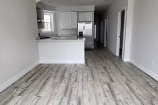 2904 W Nelson St, Chicago, IL 60618 - Photo 7