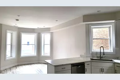 2904 W Nelson Street #2, Chicago, IL 60618 - Photo 3