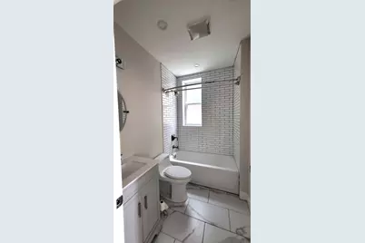 2904 W Nelson Street #2, Chicago, IL 60618 - Photo 9