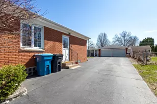 3610 30th Ave, Rock Island, IL 61201 - Photo 23