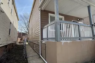 8349 S Colfax Ave, Chicago, IL 60617 - Photo 3