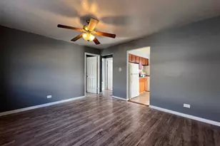 5305 S 72nd Ct, Summit, IL 60501 - Photo 3