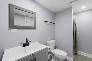 11431 S Indiana Ave, Chicago, IL 60628 - Photo 25