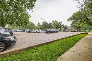 28 S 6th Ave, La Grange, IL 60525 - Photo 17