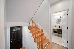 921 N Humphrey Ave, Oak Park, IL 60302 - Photo 3