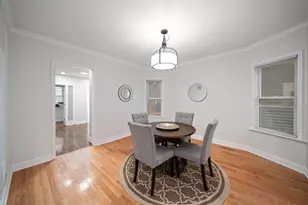 921 N Humphrey Ave, Oak Park, IL 60302 - Photo 9