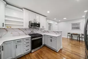 921 N Humphrey Ave, Oak Park, IL 60302 - Photo 13