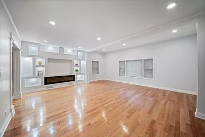 921 N Humphrey Avenue, Oak Park, IL 60302 - Photo 7