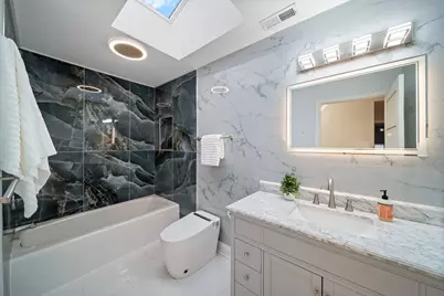 921 N Humphrey Avenue, Oak Park, IL 60302 - Photo 21